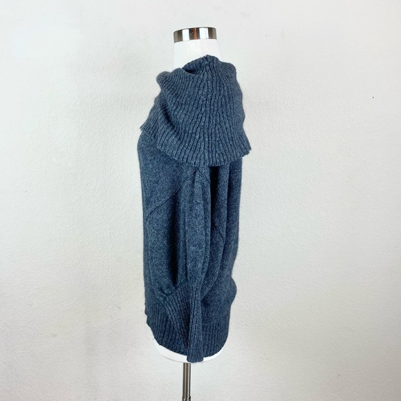 Express Charcoal Grey Slouchy Sweater - Picture 3 of 9